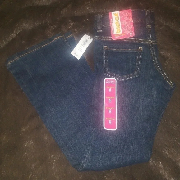 Old Navy Boot-Cut Girls Jeans Size 6 Slim-NWT - Picture 1 of 3